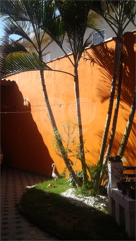 SOBRADO em ANHANGUERA