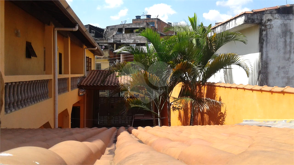 SOBRADO em ANHANGUERA