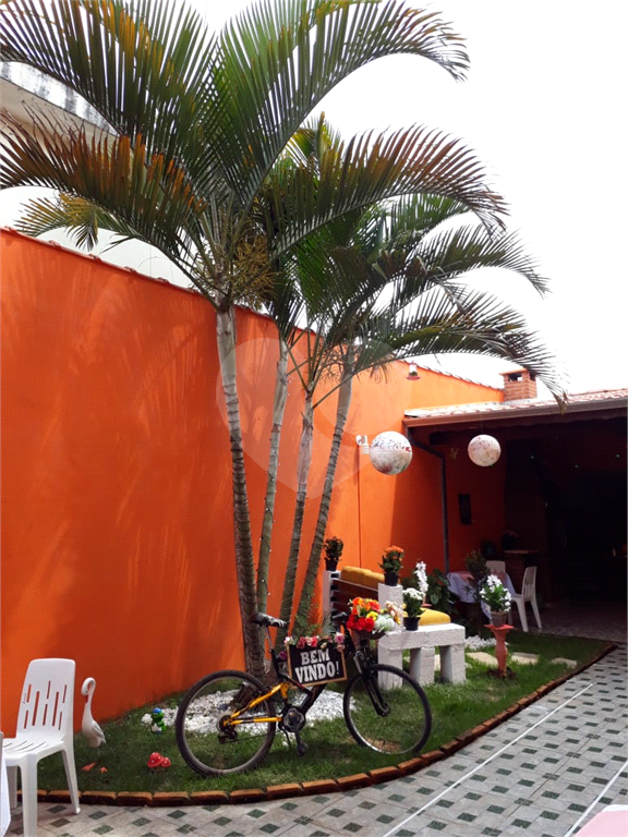 SOBRADO em ANHANGUERA