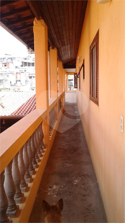 SOBRADO em ANHANGUERA