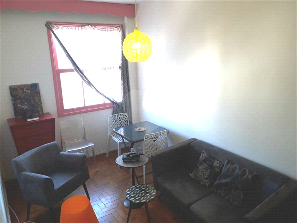 Belo apartamento Consolação
