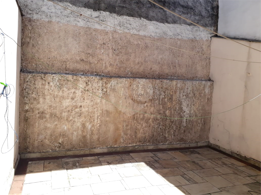 Sobrado com 3 Quartos e 3 banheiros à Venda, 180 m² por R$ 680.000