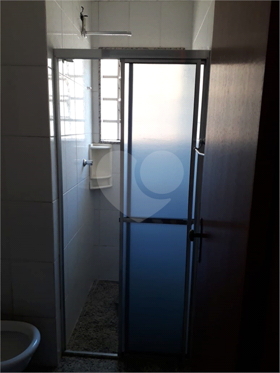 Sobrado com 3 Quartos e 3 banheiros à Venda, 180 m² por R$ 680.000