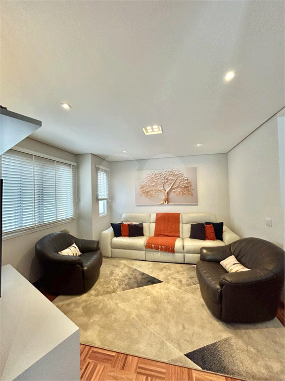 Casa em condomínio próximo ao metrô Parada Inglesa, 3 dormitórios 1 suíte e 3 vagas