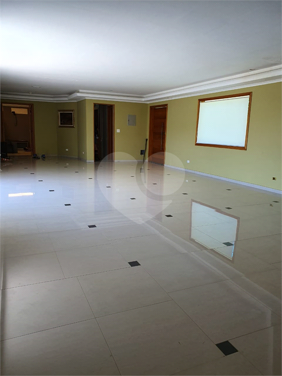 Casa à venda com 4 quartos, 600m² - Foto 29