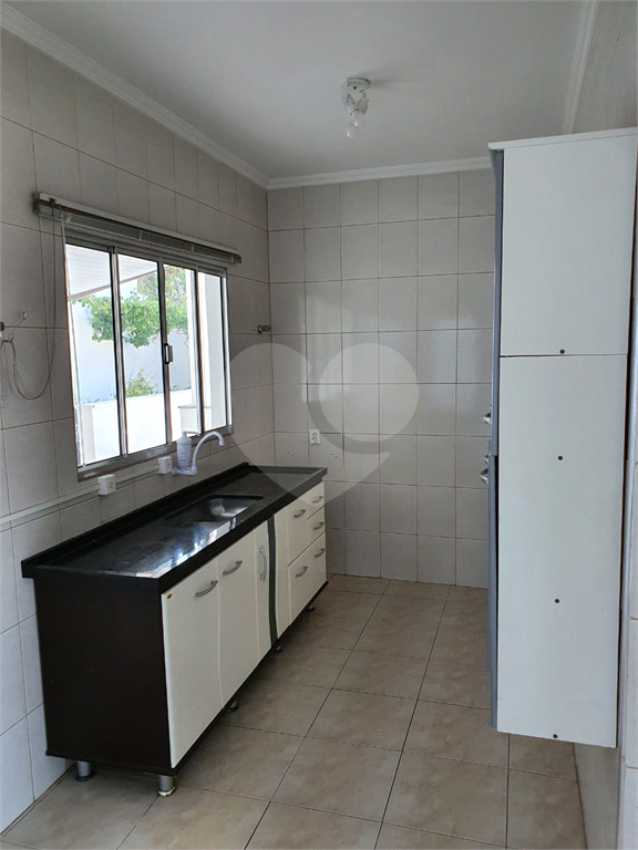 SOBRADO MARAVILHOSO A VENDA EM AMPARO