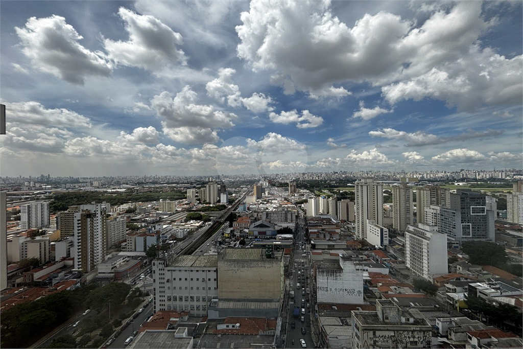 Lage comercial localizada em andar alto, com excelente localização em Santana.