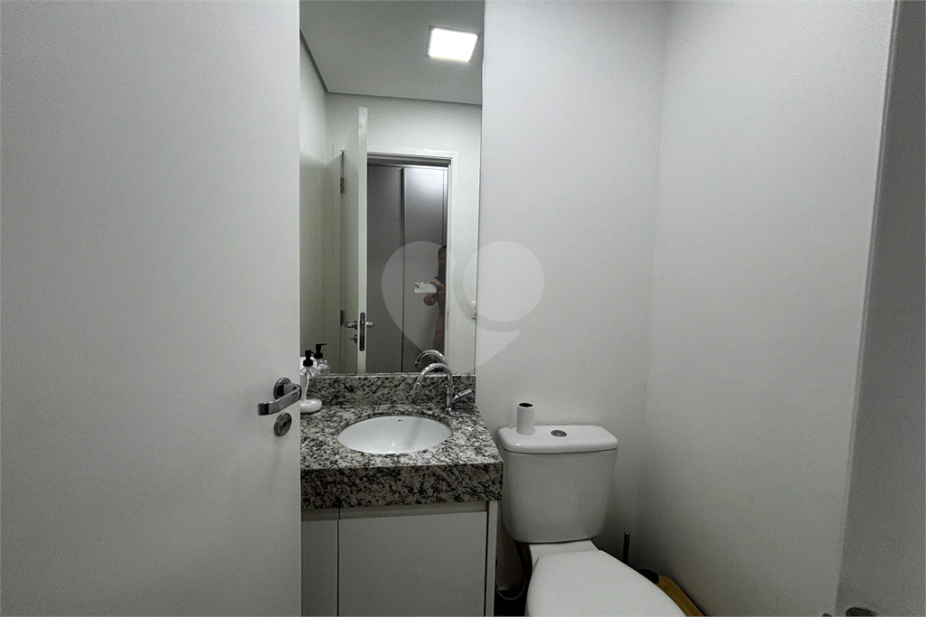 Lage comercial localizada em andar alto, com excelente localização em Santana.