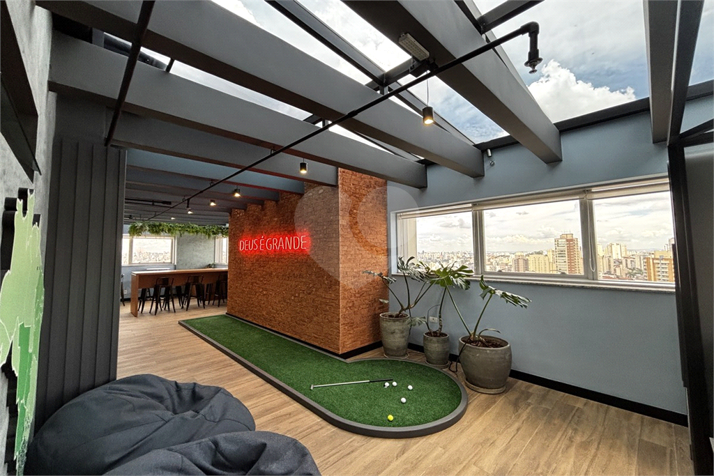 Lage comercial localizada em andar alto, com excelente localização em Santana.