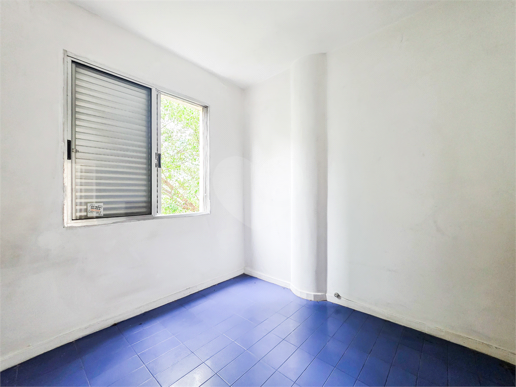 Apartamento - Bela Vista - 2 Quartos / Dormitórios - Venda / Compra