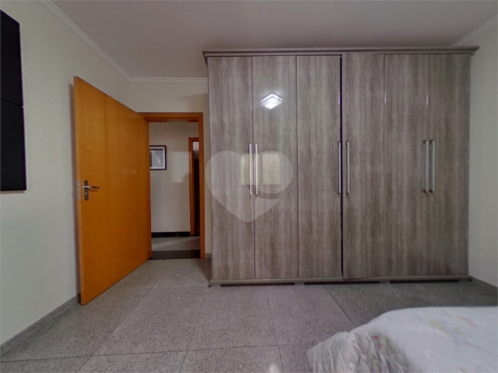 CASA TÉRREA em PARQUE EDU CHAVES