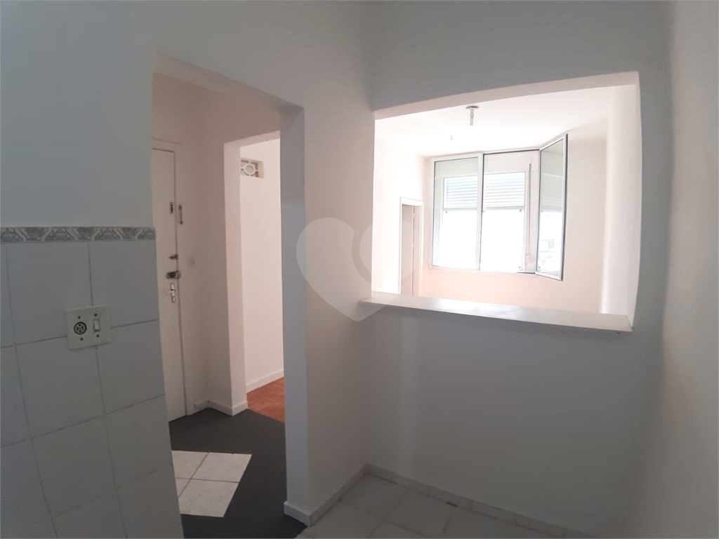 APARTAMENTO em BARRA FUNDA