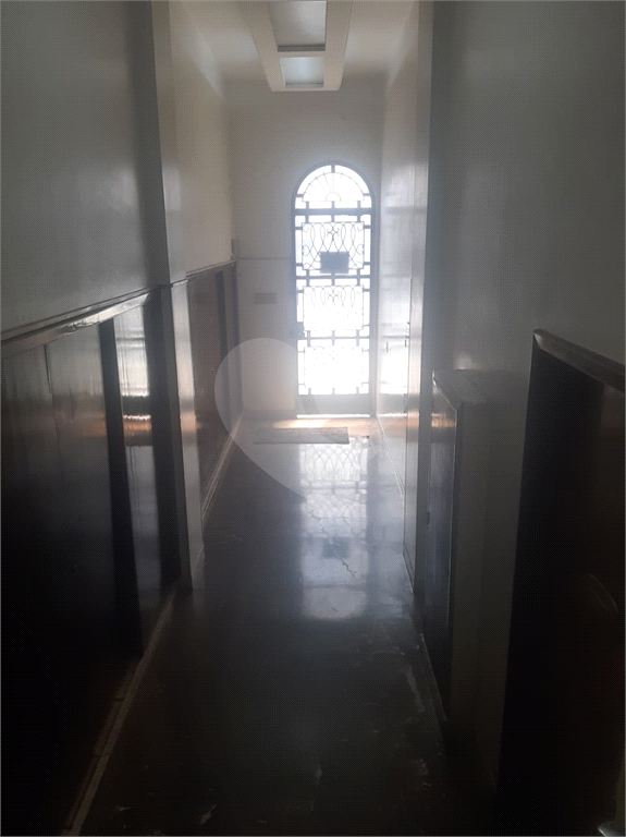 APARTAMENTO em BARRA FUNDA