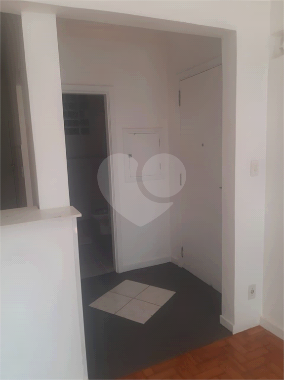 APARTAMENTO em BARRA FUNDA
