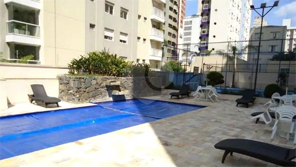 More na melhor rua de Pinheiros