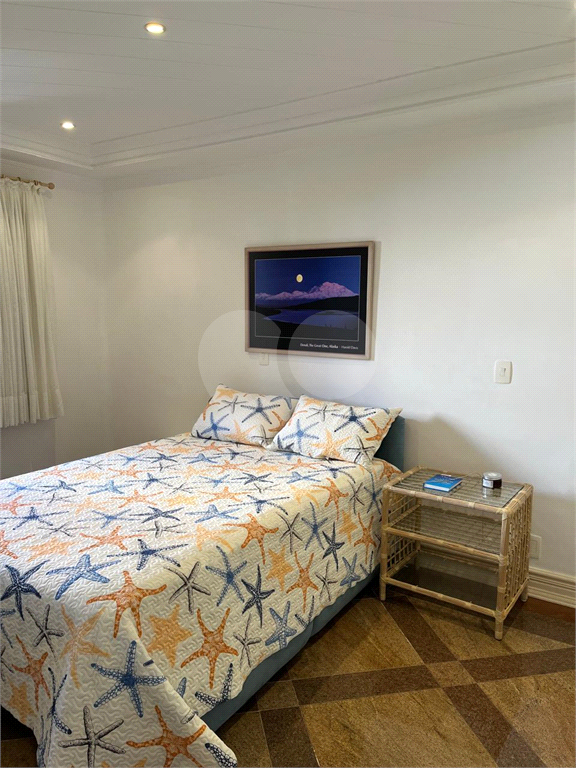 Excelente apto duplex mobiliado na Praia da Enseada/Guarujá