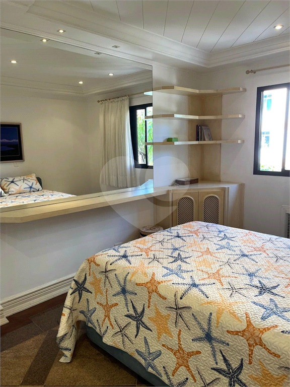 Excelente apto duplex mobiliado na Praia da Enseada/Guarujá