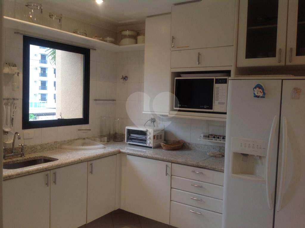 Excelente apto duplex mobiliado na Praia da Enseada/Guarujá