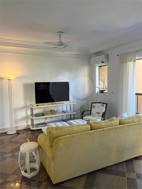 Excelente apto duplex mobiliado na Praia da Enseada/Guarujá