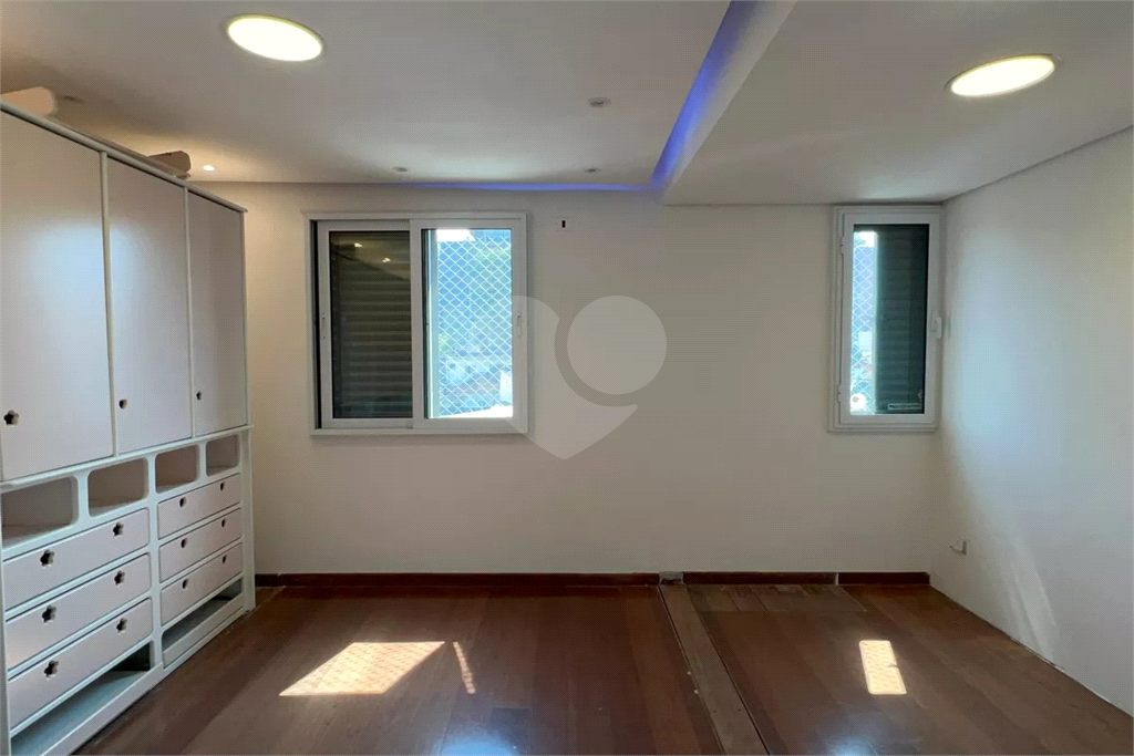 Apartamento Vila Madalena 3 dormitórios e 2 vagas de garagens 
