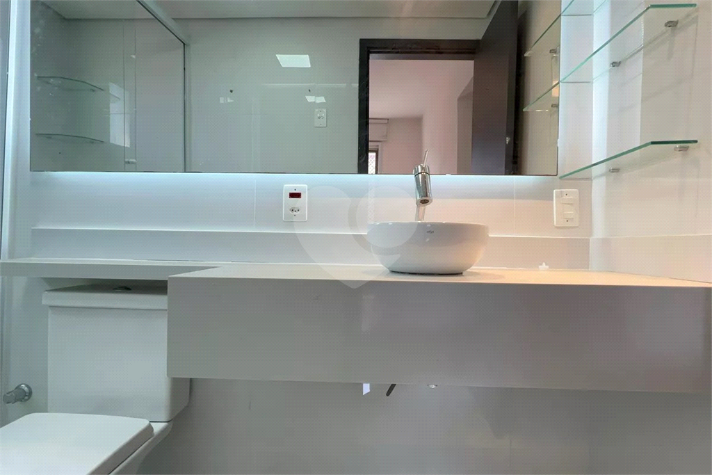 Apartamento Vila Madalena 3 dormitórios e 2 vagas de garagens 