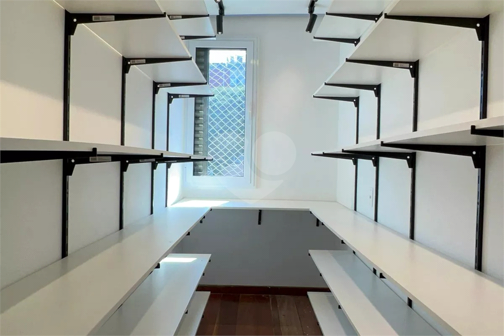 Apartamento Vila Madalena 3 dormitórios e 2 vagas de garagens 