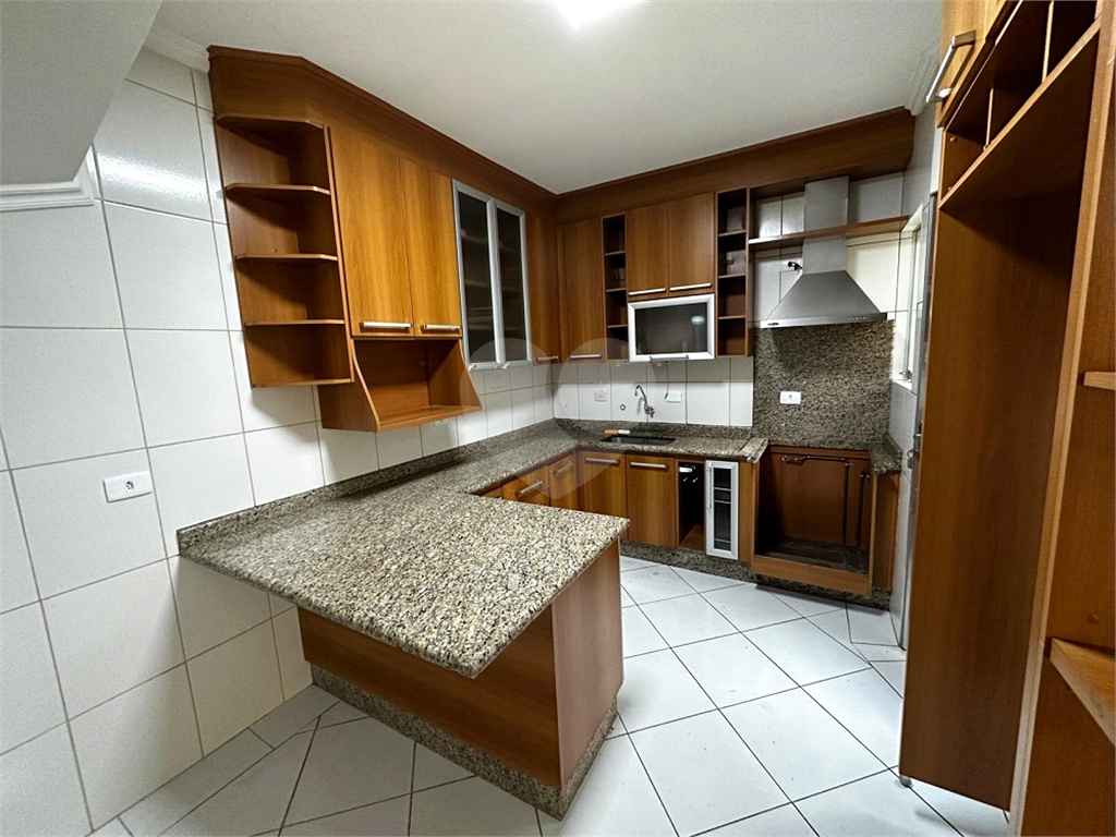 CONDOMINIO FECHADO / ALTO DE SANTANA