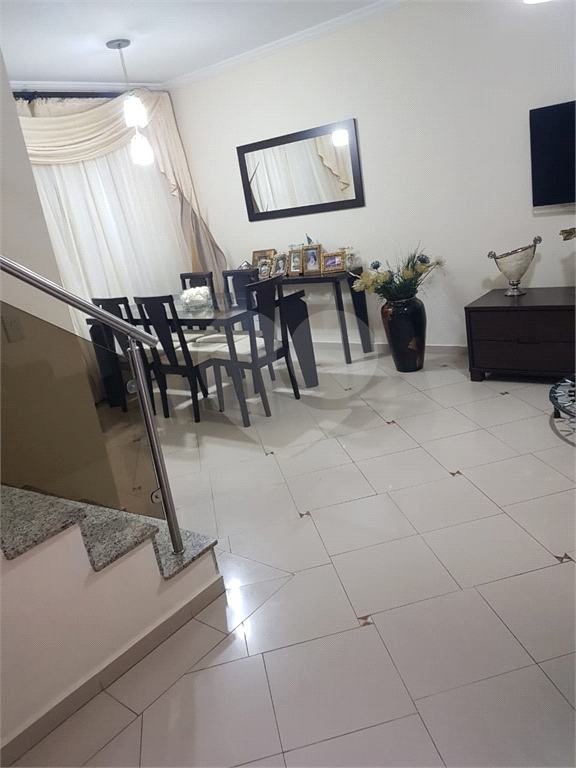 CONDOMINIO FECHADO / ALTO DE SANTANA