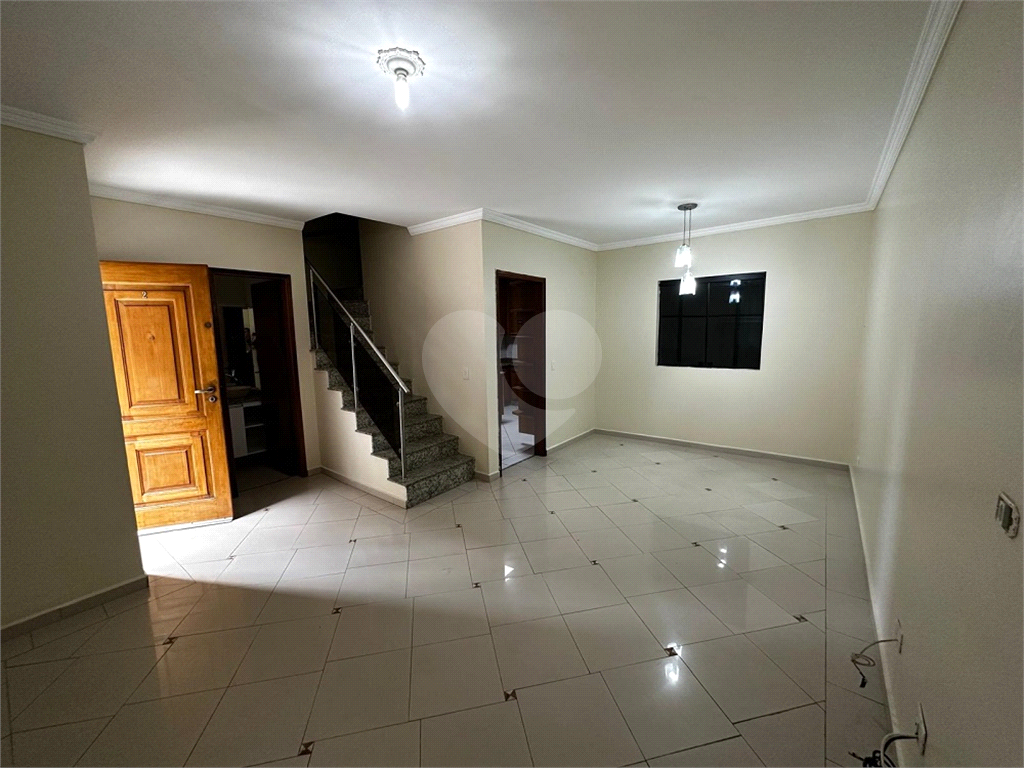 CONDOMINIO FECHADO / ALTO DE SANTANA