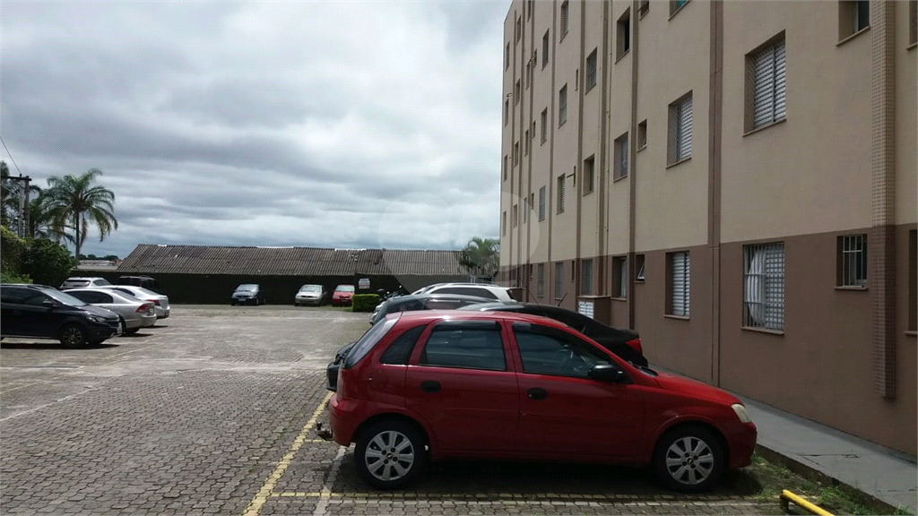 Apartamento Amplo, muito bem localizado, próximo de tudo que você precisa.