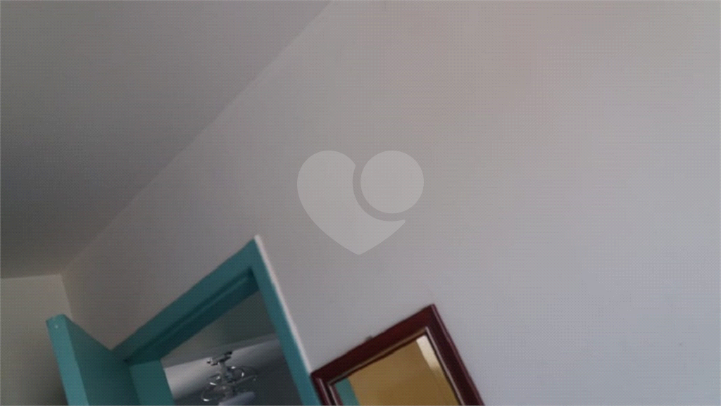 Apartamento Amplo, muito bem localizado, próximo de tudo que você precisa.