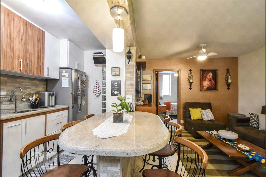 APARTAMENTO em CAMPO GRANDE
