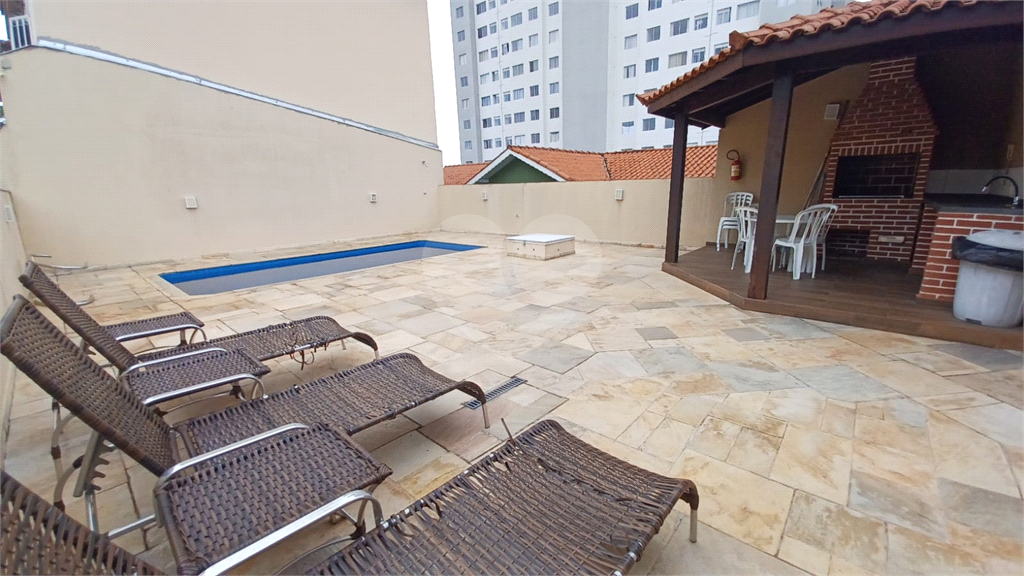Sobrado em Condominio Fechado 03 dormit 1 suite , Lavabo Sala Ampla , 2 Vagas 