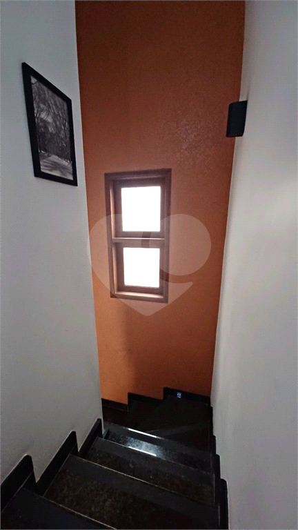 Sobrado em Condominio Fechado 03 dormit 1 suite , Lavabo Sala Ampla , 2 Vagas 