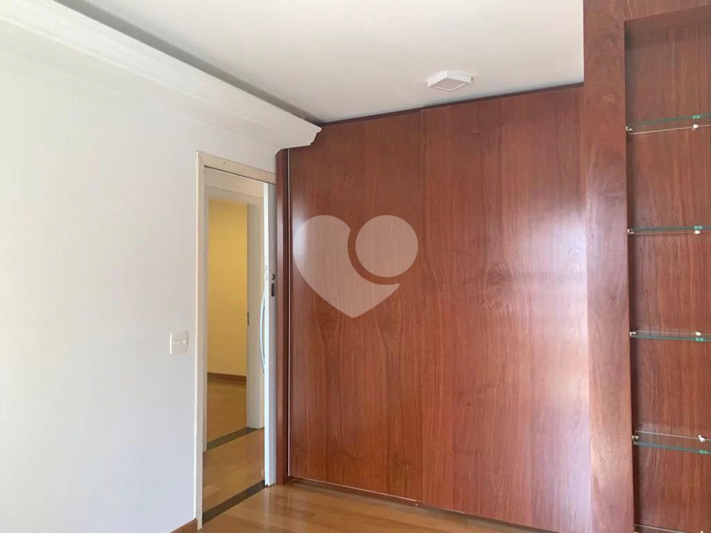 APARTAMENTO em SANTANA