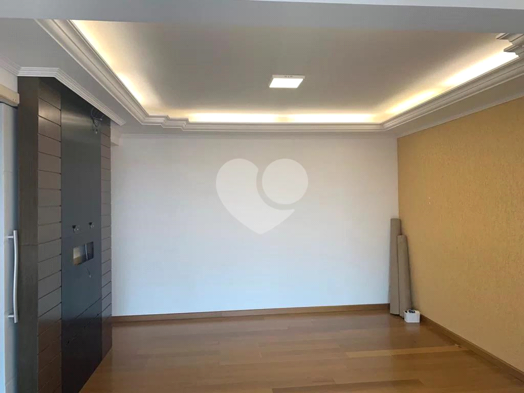 APARTAMENTO em SANTANA