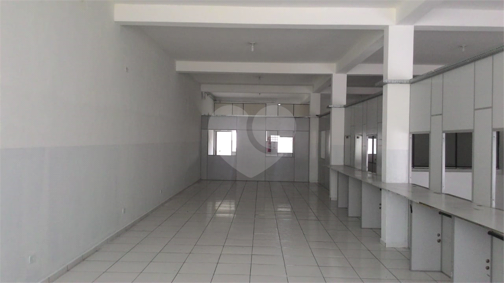 Oportunidade Imperdível - Prédio Novo - com 623m² - 3 Andares - Pronto para instalar sua Empresa. 