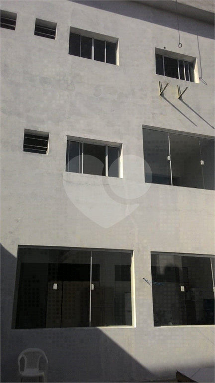 Oportunidade Imperdível - Prédio Novo - com 623m² - 3 Andares - Pronto para instalar sua Empresa. 