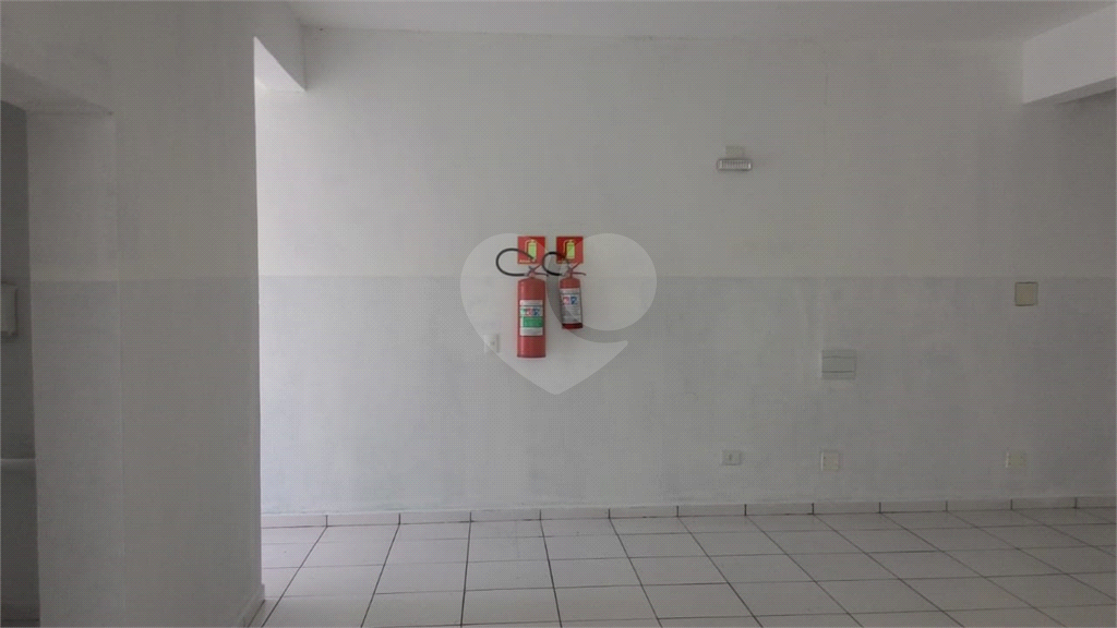 Oportunidade Imperdível - Prédio Novo - com 623m² - 3 Andares - Pronto para instalar sua Empresa. 