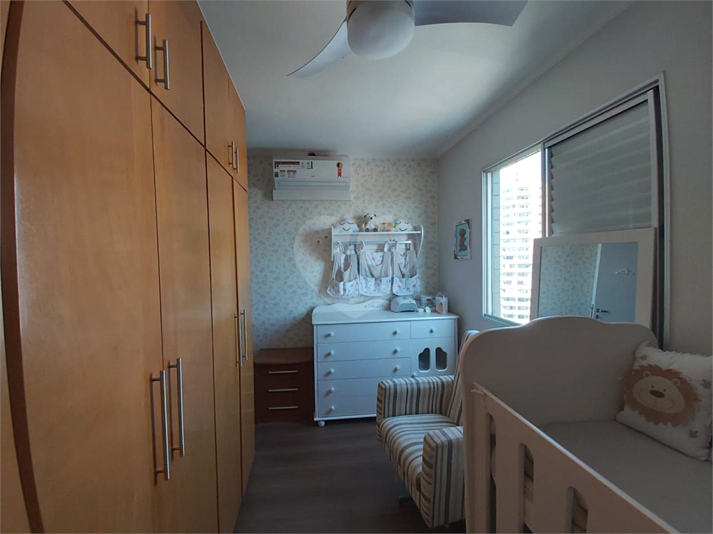 Apartamento à venda com 2 quartos, 64m² - Foto 10