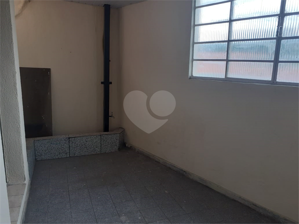 Sobrado à venda com 6 quartos, 280m² - Foto 32