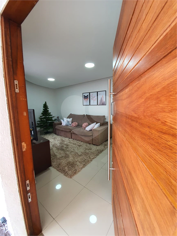 Belíssima Casa Térrea com 4 dormitórios, 2 suítes, com Ar co 5 Vagas  -  na Casa da Pedra / Tremembé