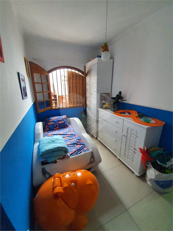 Belíssima Casa Térrea com 4 dormitórios, 2 suítes, com Ar co 5 Vagas  -  na Casa da Pedra / Tremembé
