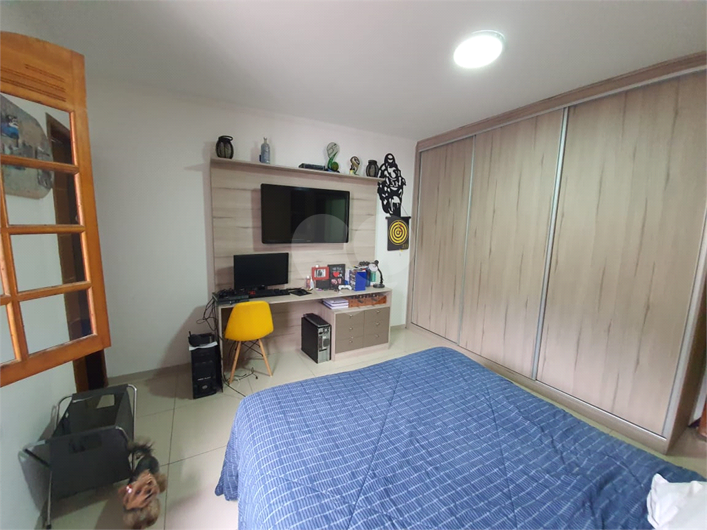 Belíssima Casa Térrea com 4 dormitórios, 2 suítes, com Ar co 5 Vagas  -  na Casa da Pedra / Tremembé