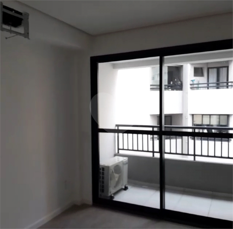 Apartamento tipo studio, NOVO, no coração de São Paulo
