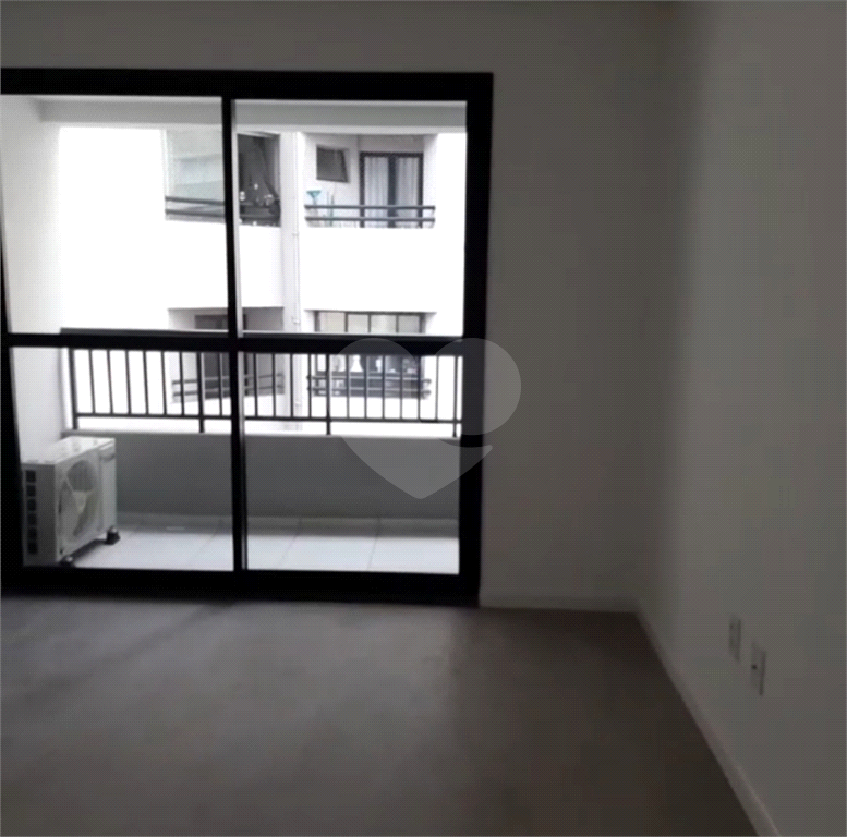 Apartamento tipo studio, NOVO, no coração de São Paulo
