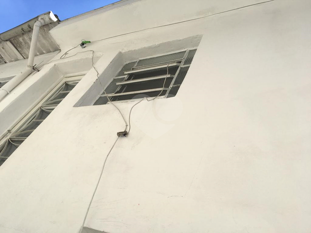 Ótima oportunidade para investimento, imóvel possui 3 casas, todas alugadas.