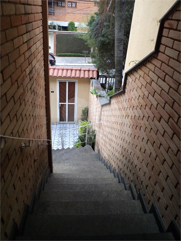 LINDO SOBRADO - Estilo COLONIAL AMERICANO -  302,50m² - 04 quartos - 10 VAGAS - JARDIM FRANÇA