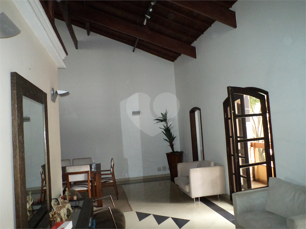 LINDO SOBRADO - Estilo COLONIAL AMERICANO -  302,50m² - 04 quartos - 10 VAGAS - JARDIM FRANÇA