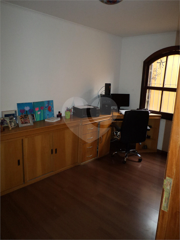 LINDO SOBRADO - Estilo COLONIAL AMERICANO -  302,50m² - 04 quartos - 10 VAGAS - JARDIM FRANÇA